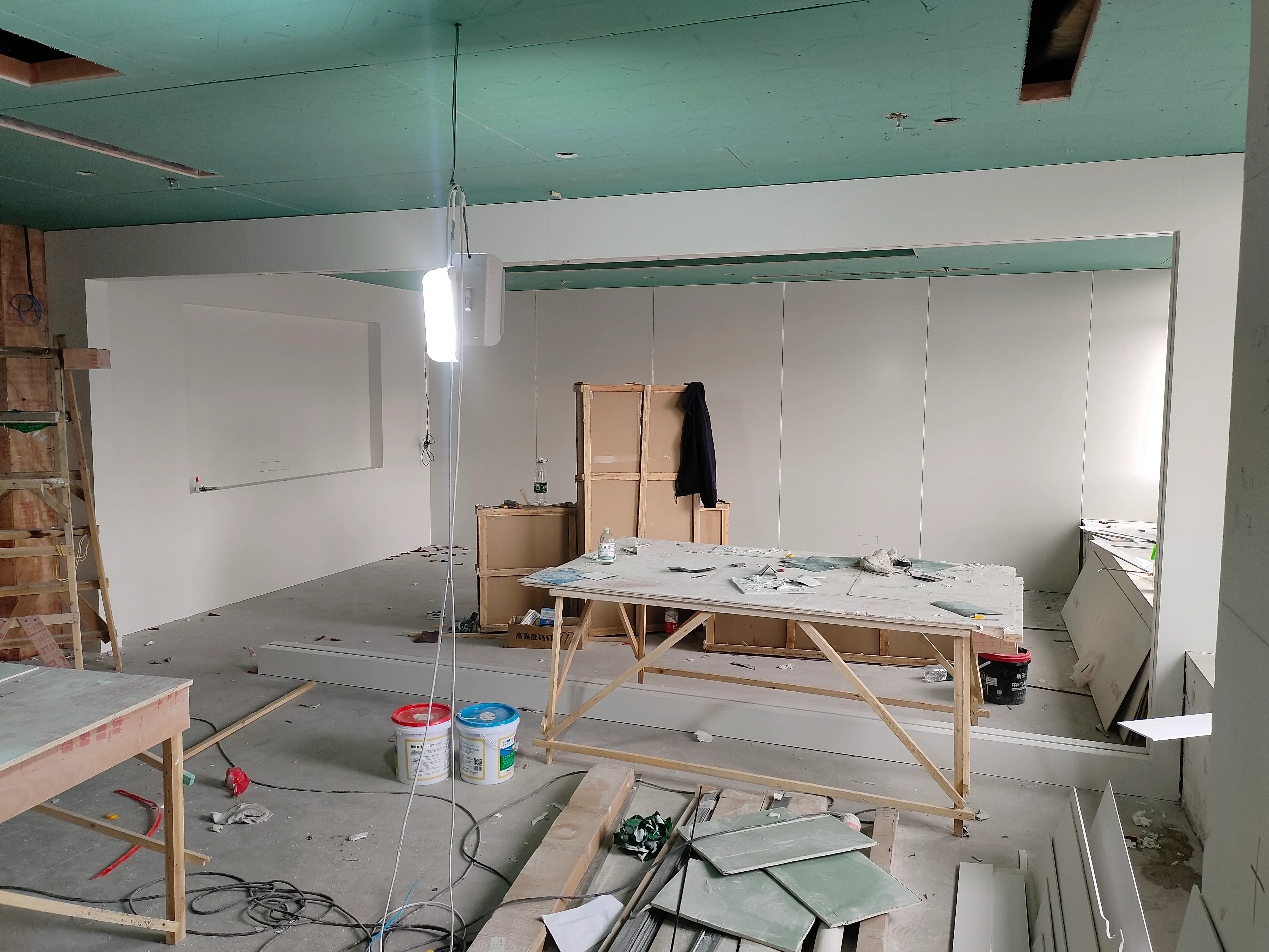 Guangzhou - Pure White Hall - Image 3