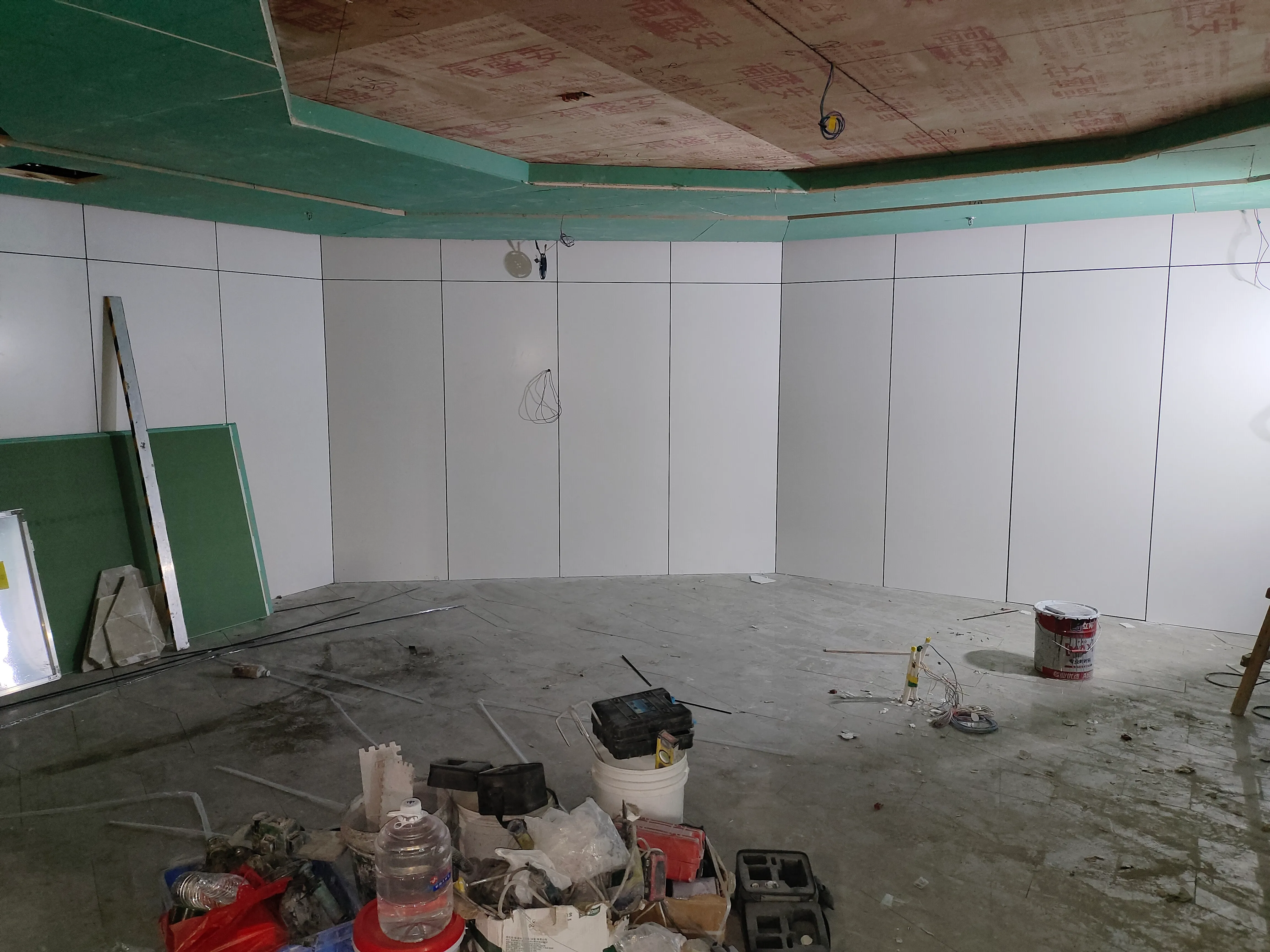 Guangzhou - Pure White Hall - Image 4