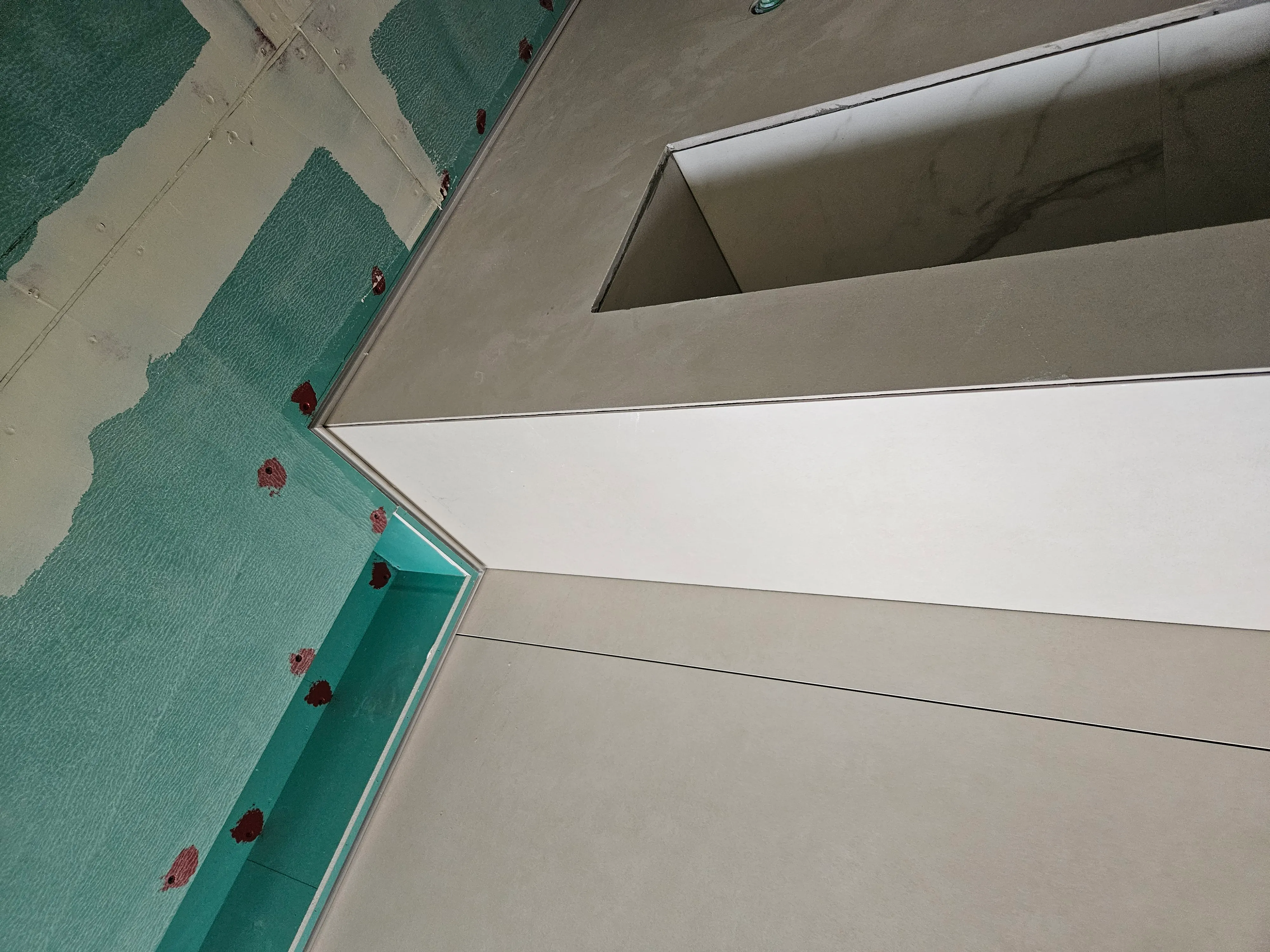 Dongguan - Seamless Raw Body - Image 3