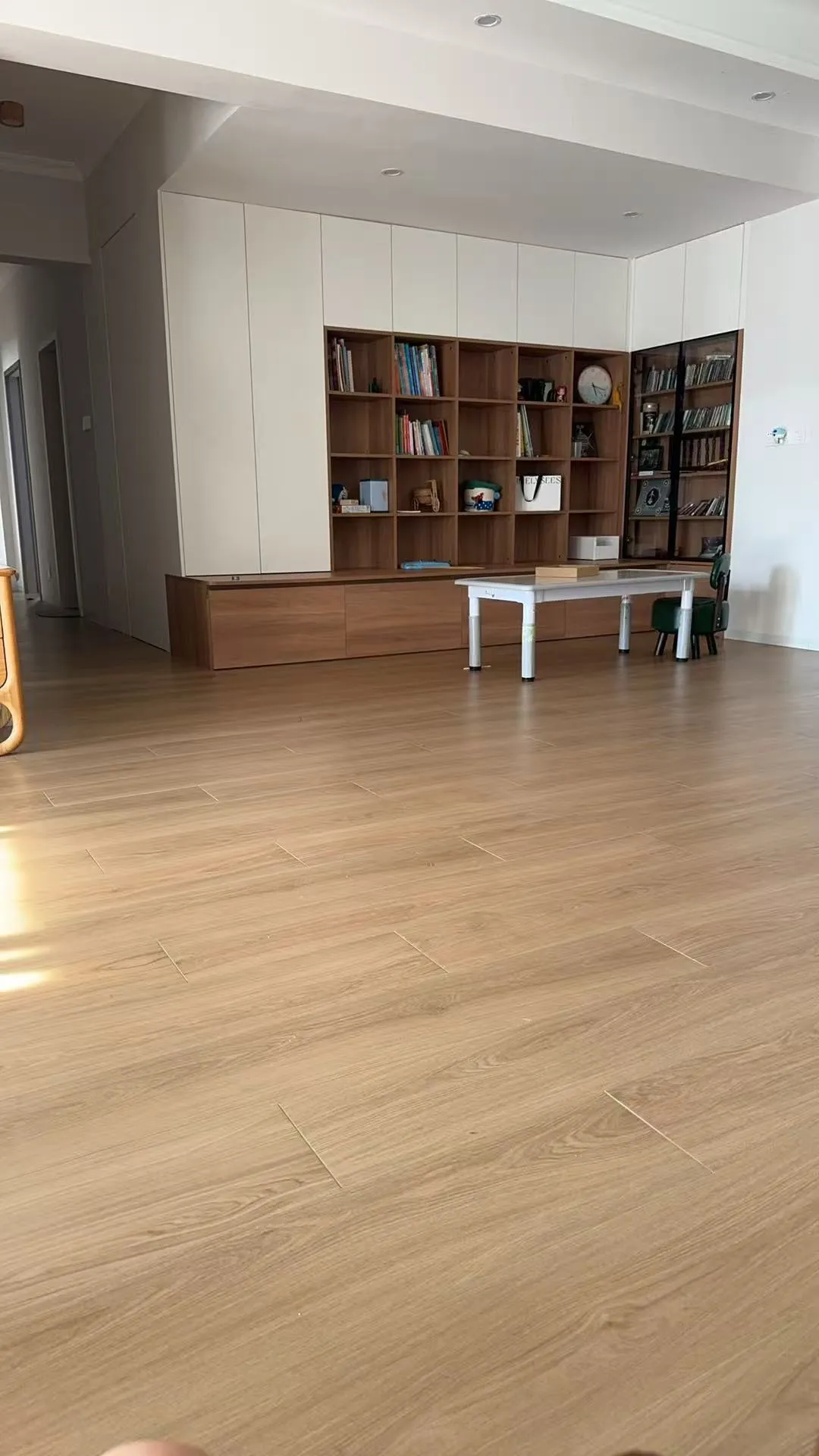 Foshan - Wooden Literary Charm - Image 4