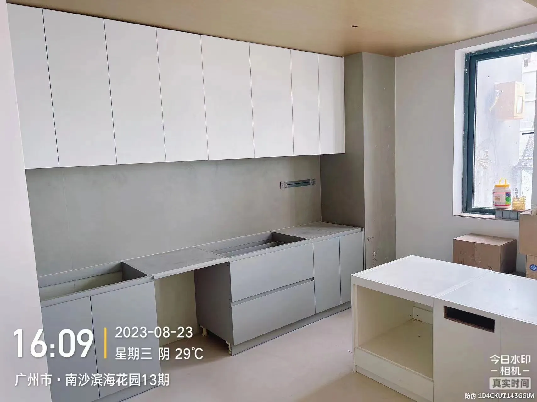 Guangzhou - Pure White Kitchen