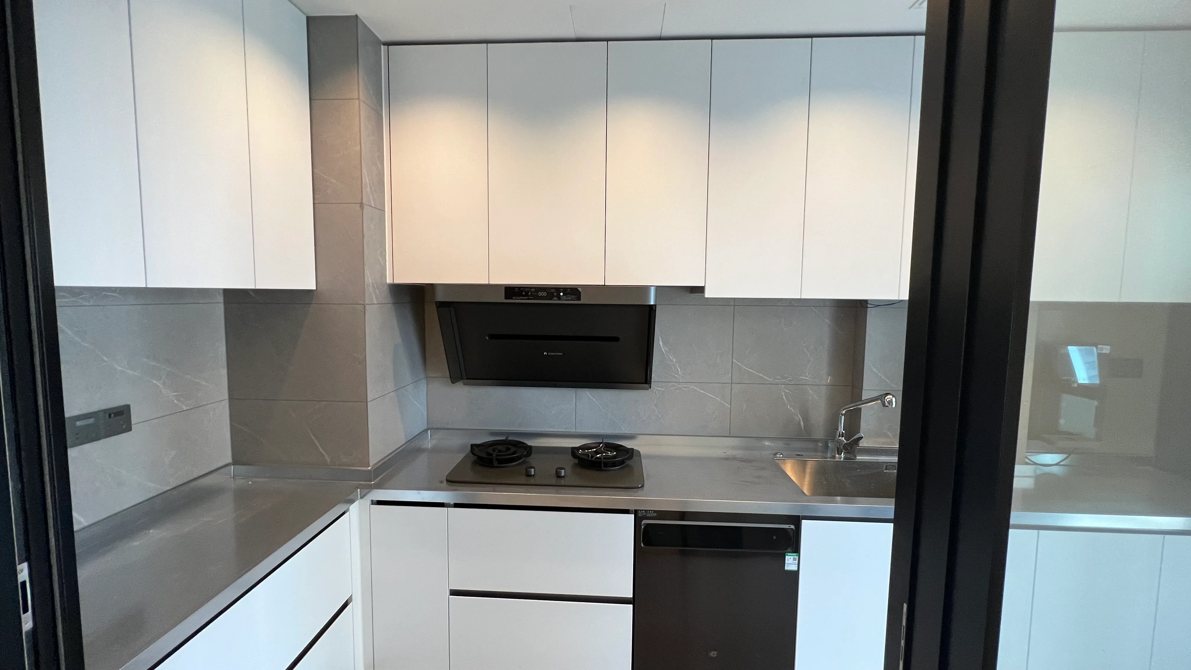 Nanchang - Riverside One - Image 5