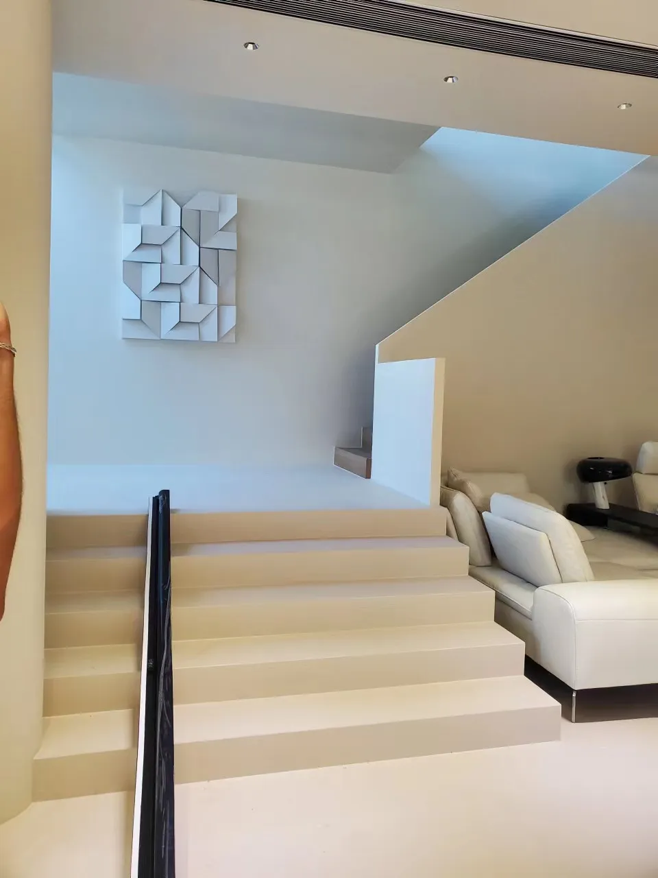 Neo Chinese Villa with Venetian Plaster Look Tiles - Neo Chinese Stairs with Venetian Plaster Look Tiles