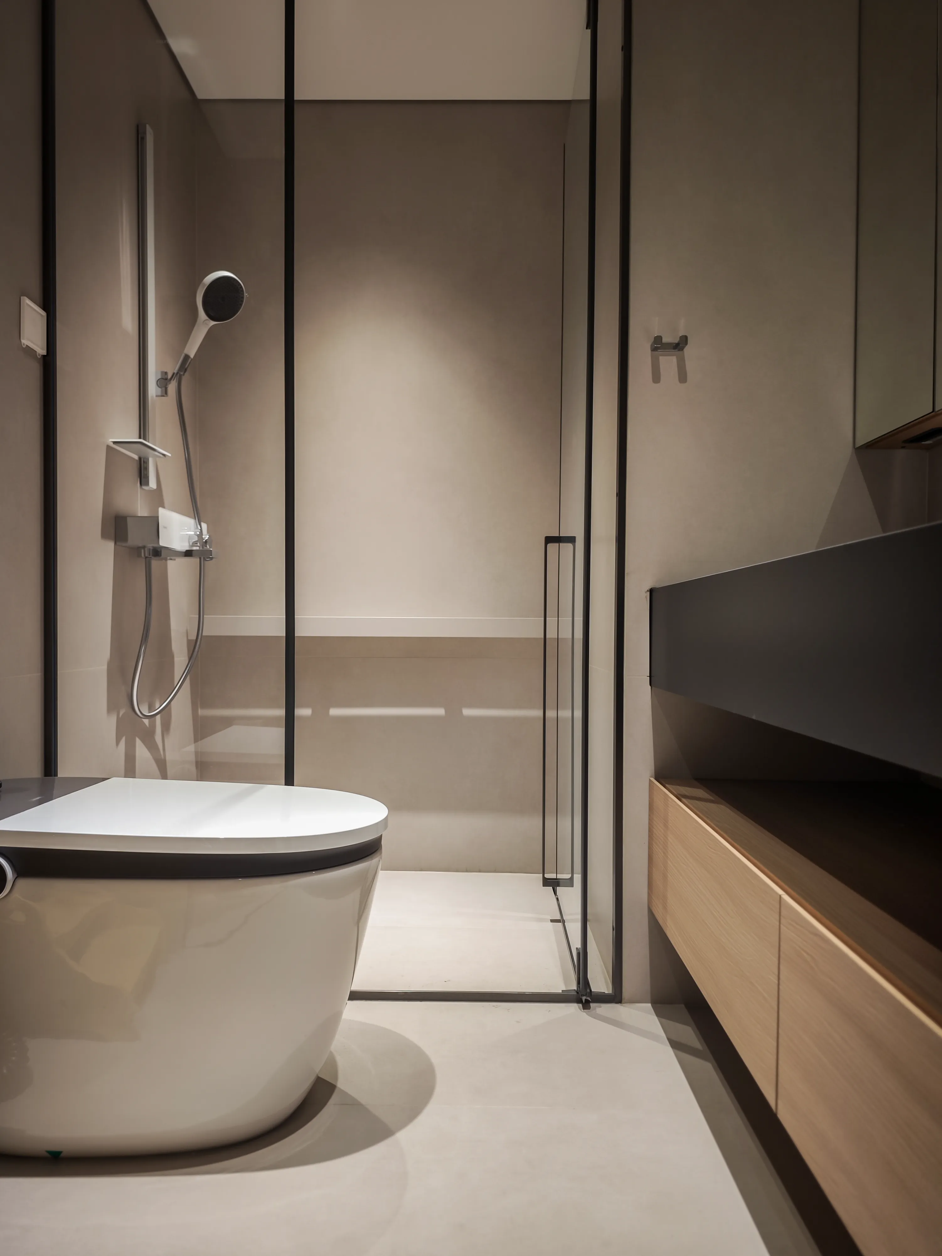 Organic Modern Bathroom with Microcement Tiles - Organic Modern Bathroom with Microcement Tiles 2