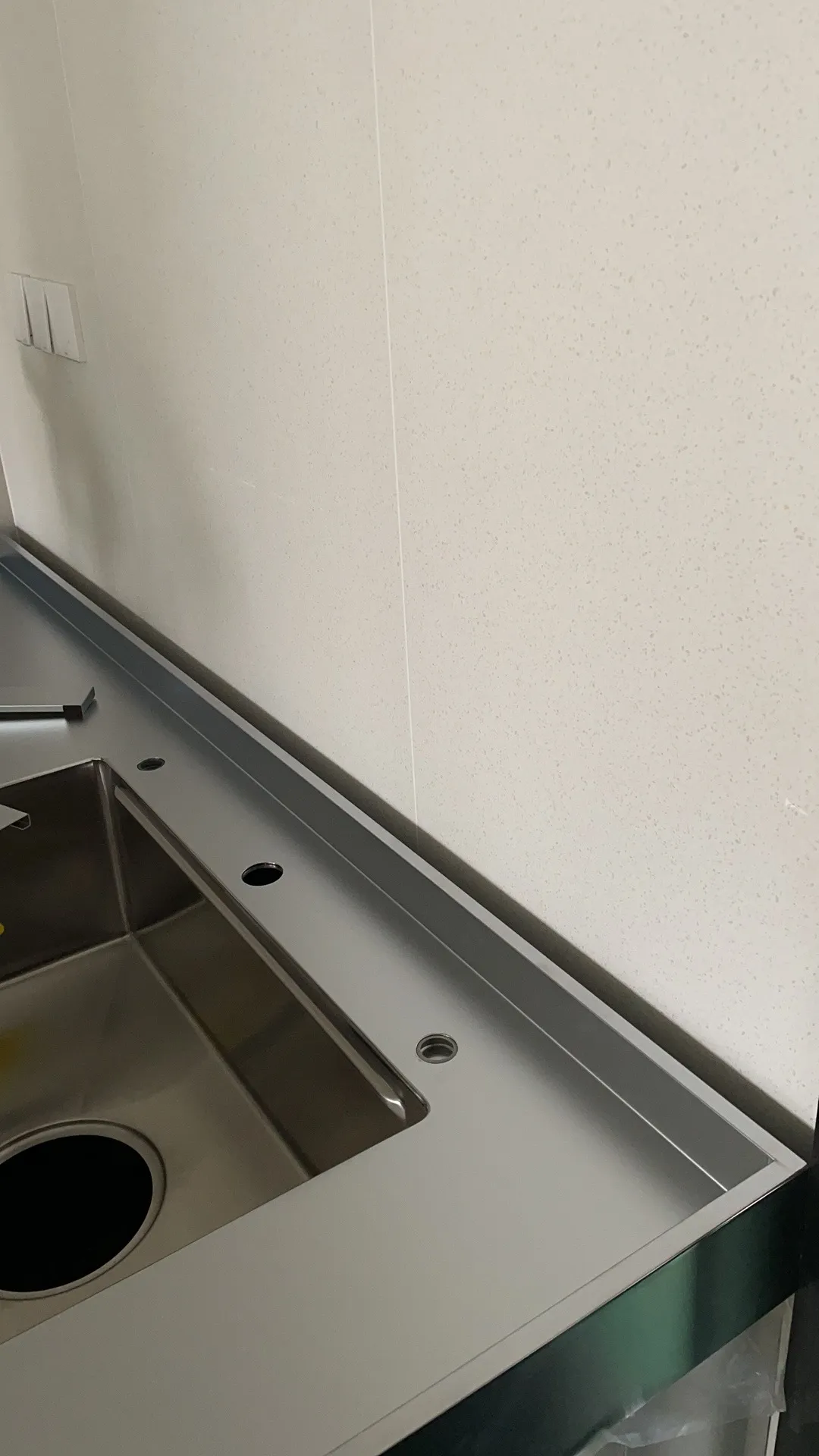 Organic Modern Kitchen with Terrazzo Look Tiles - Organic Modern Kitchen with Terrazzo Look Tiles 2