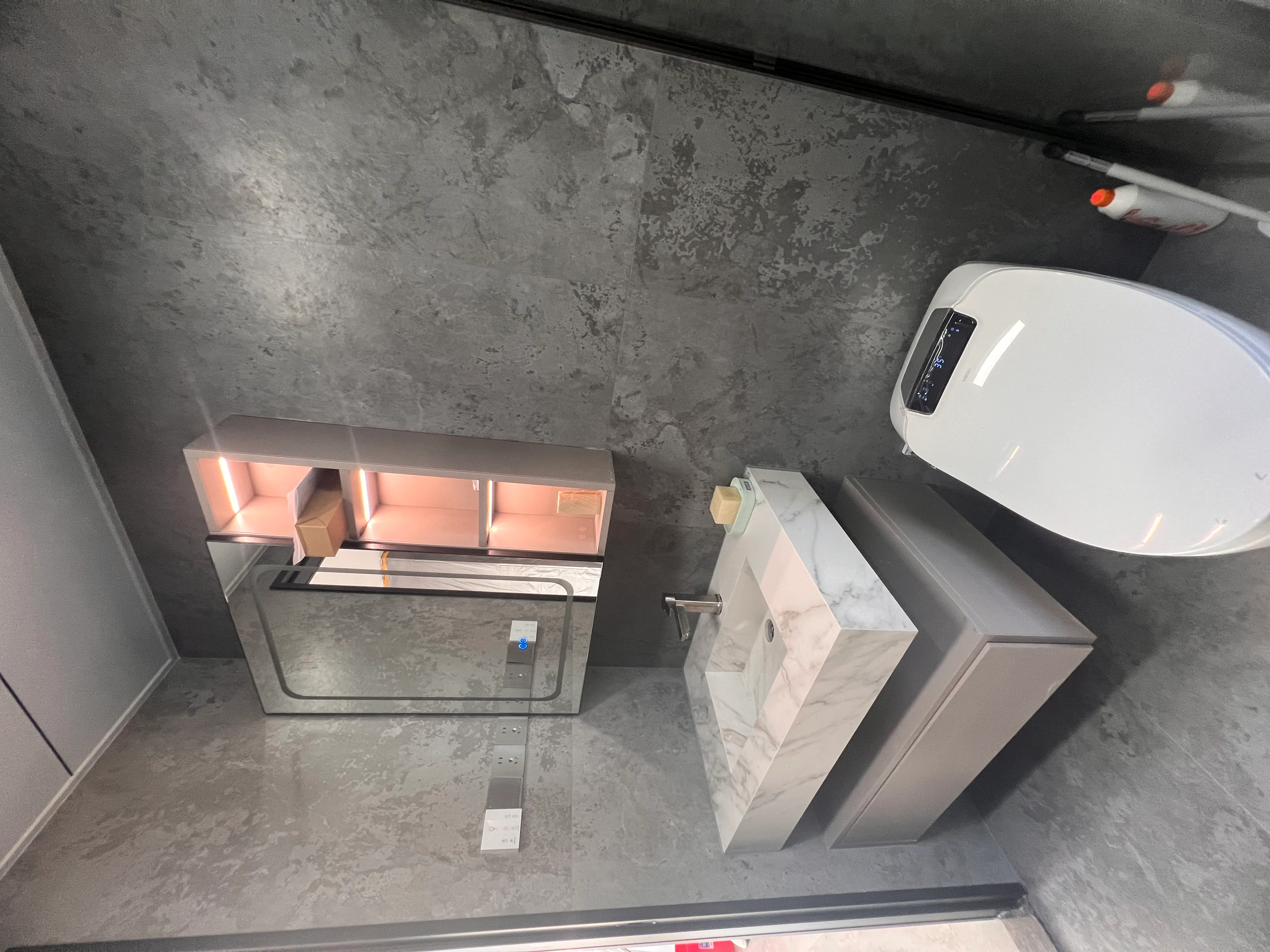 Quiet Luxury Bathroom with Concrete Look Tiles - Quiet Luxury Bathroom with Concrete Look Tiles 11