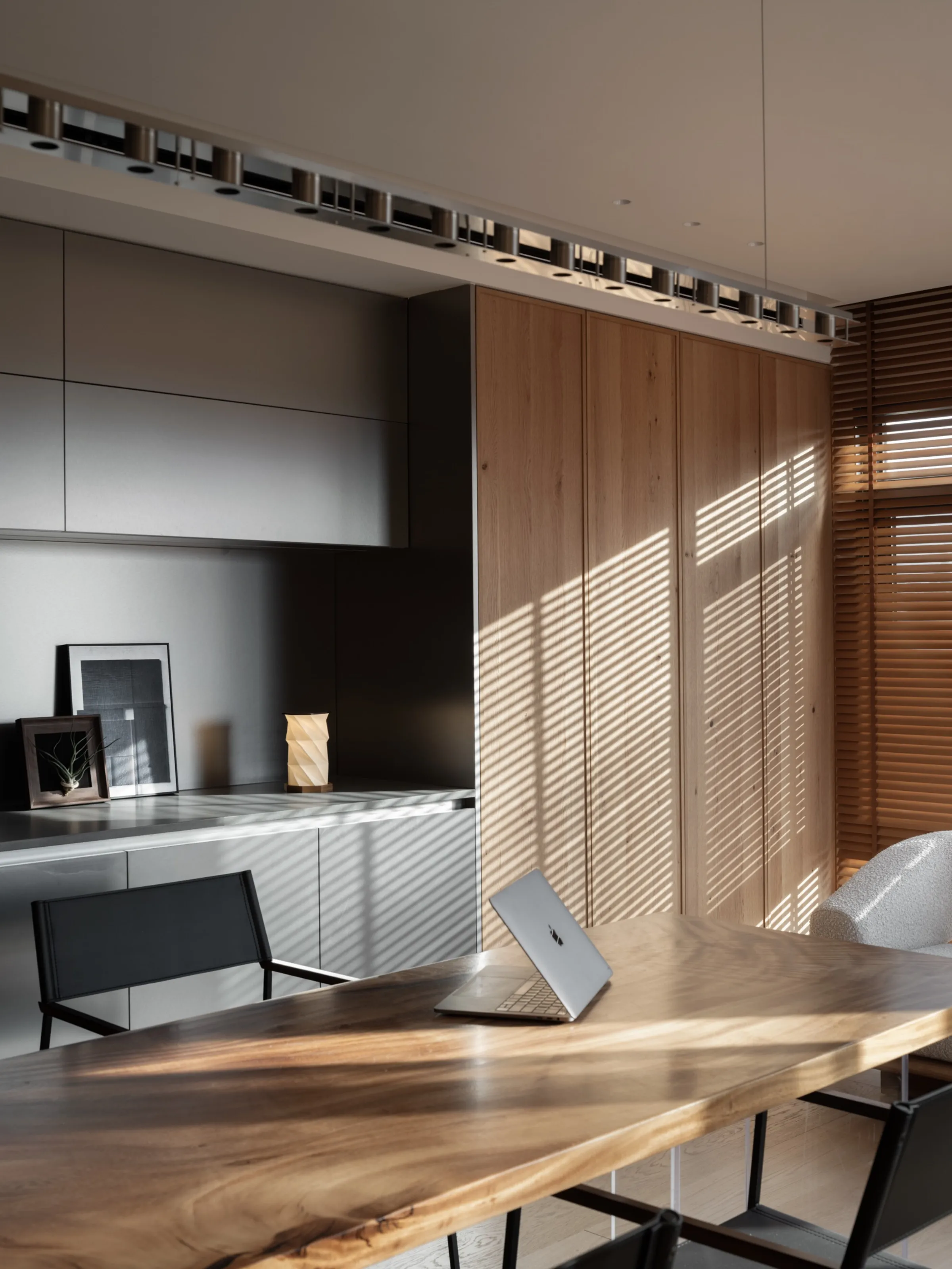 Quiet Luxury Villa with Limestone Look Tiles - Quiet Luxury Dining Room with Limestone Look Tiles 2