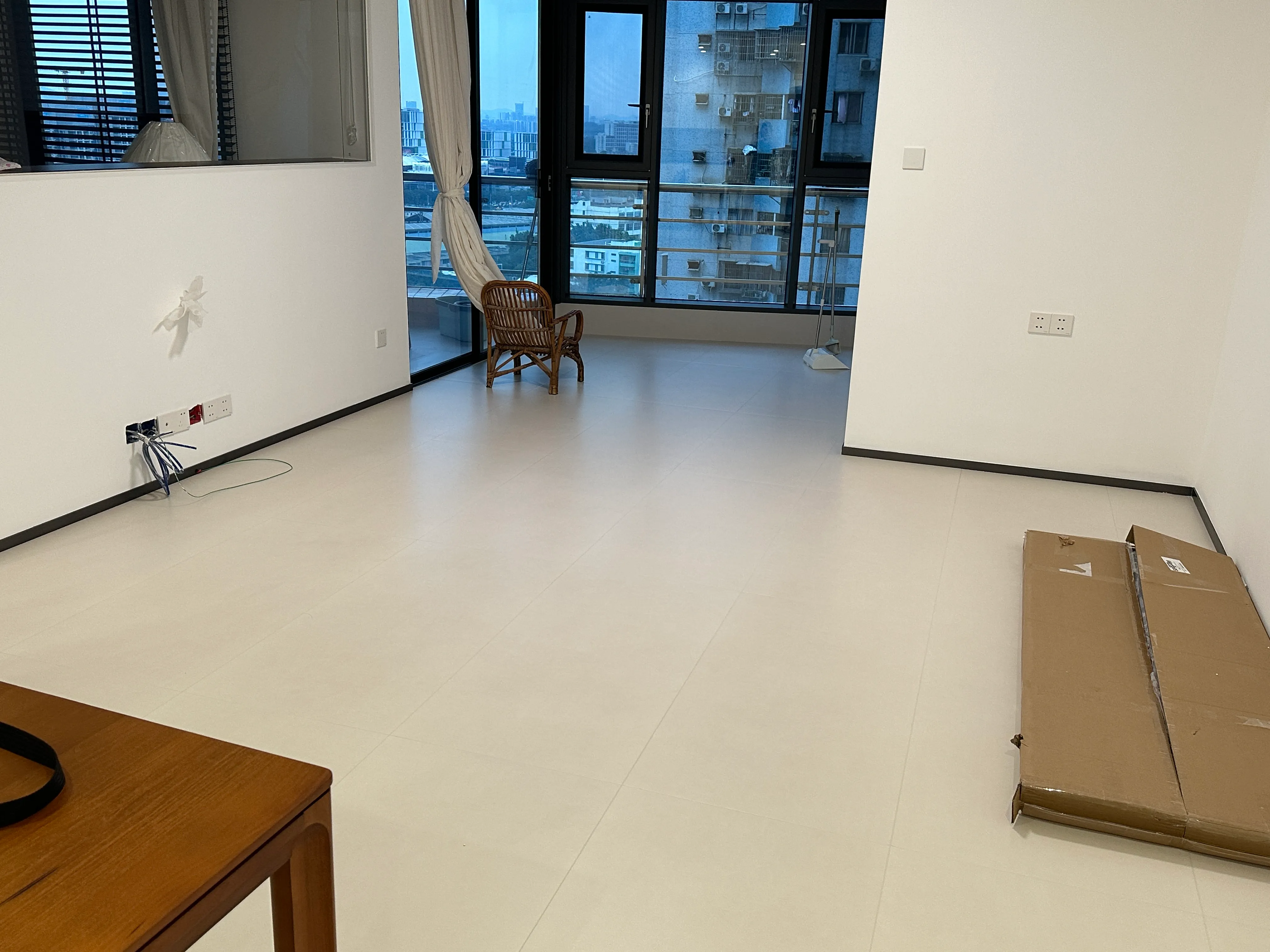 Zhuhai - Minimal White Space - Image 11